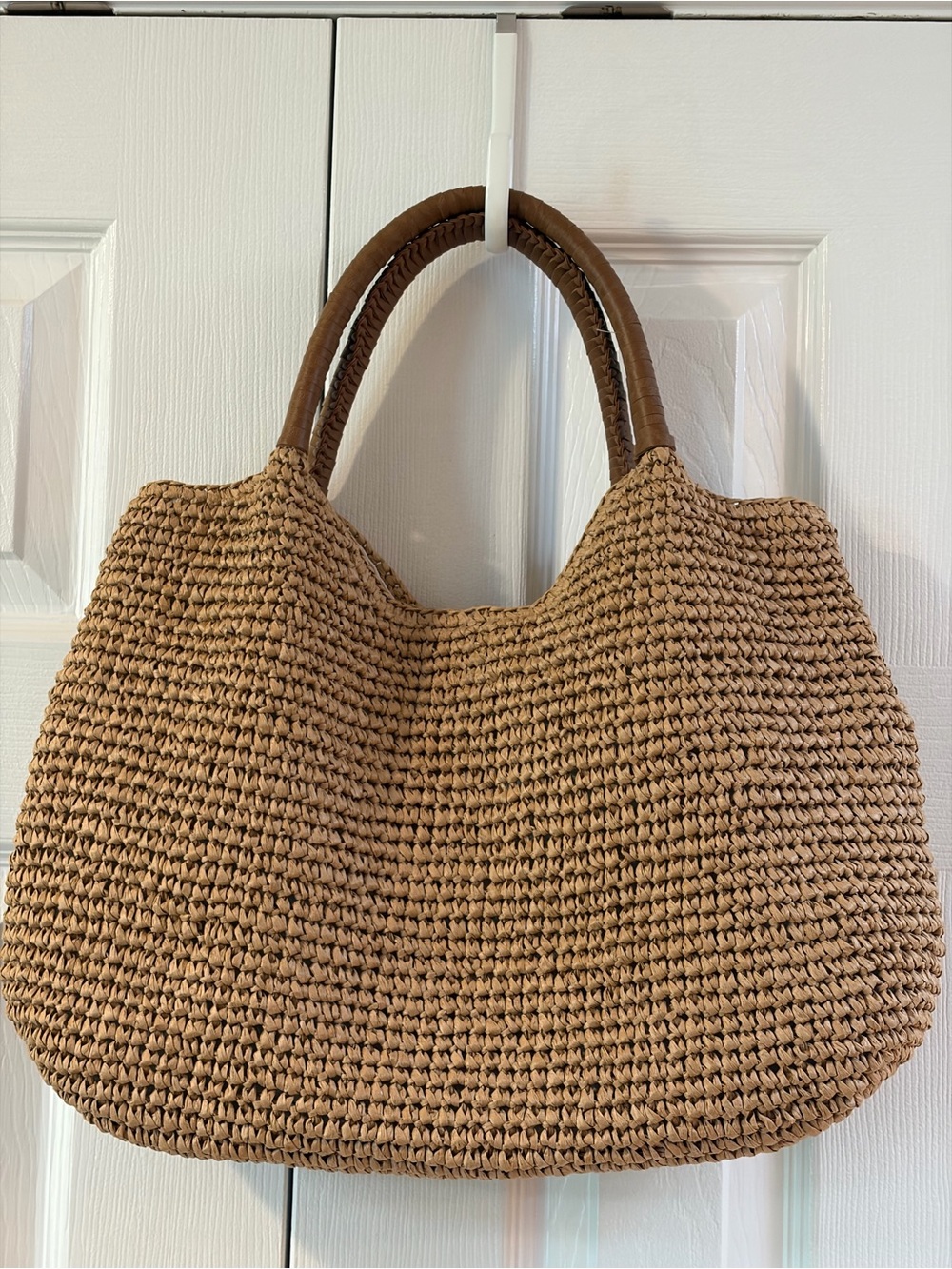 Tommy Bahama Tan Woven Raffia Hobo Bag - Picture 3 of 7